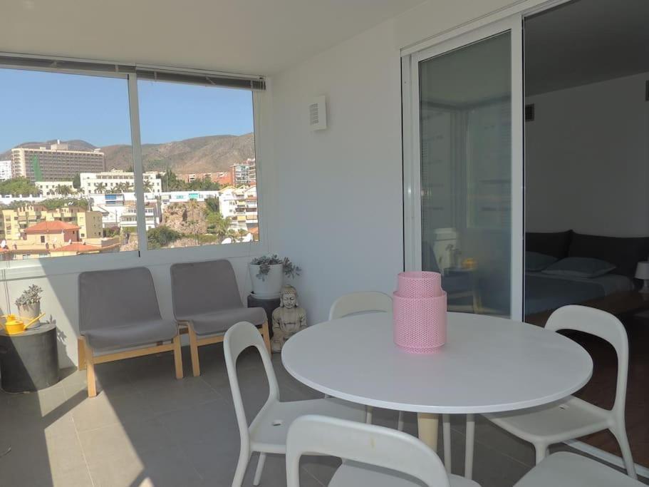Playamar Beach. Torremolinos Bagian luar foto