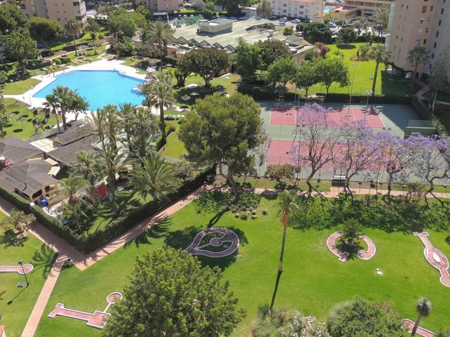 Playamar Beach. Torremolinos Bagian luar foto